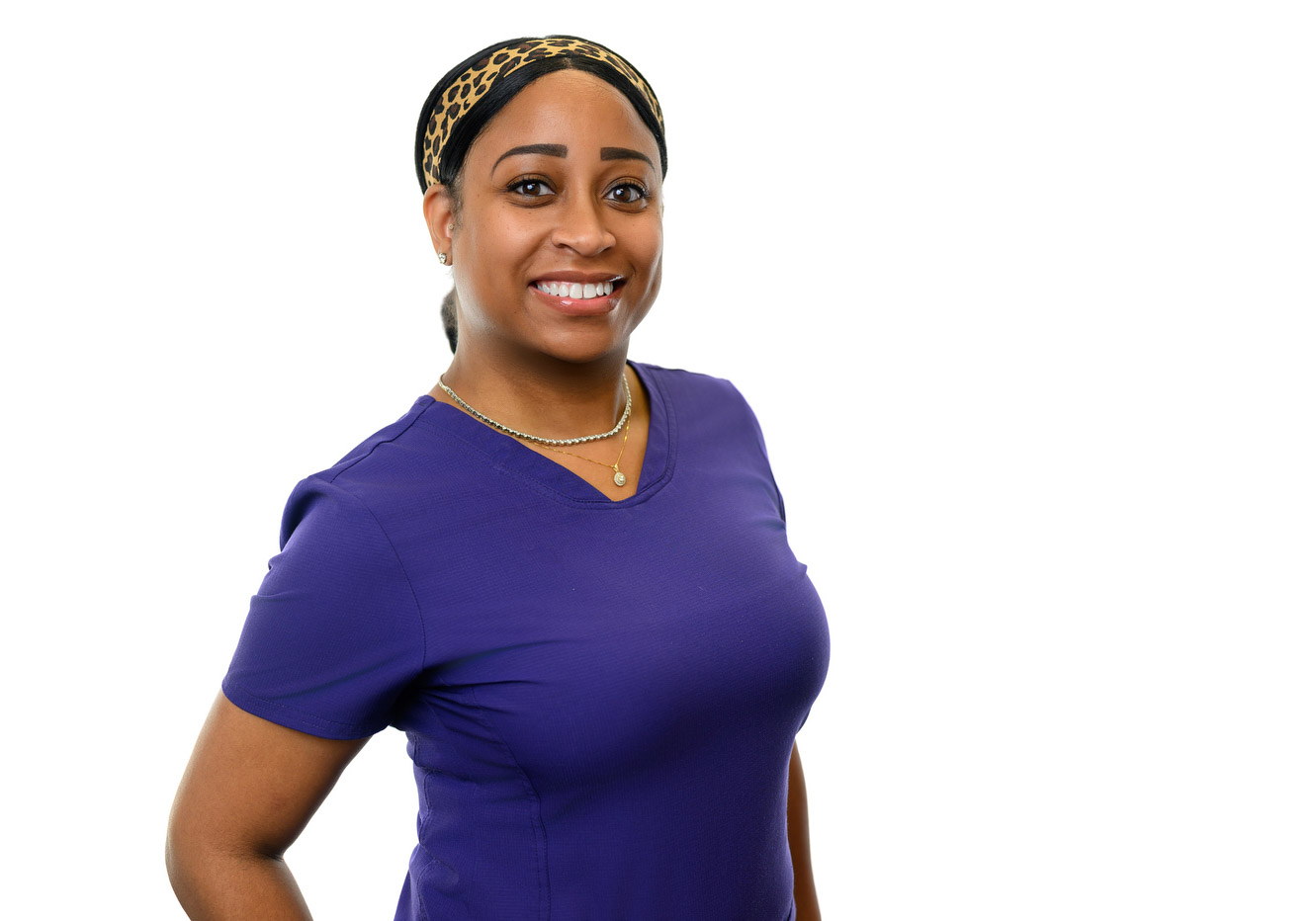 Leslie headshot